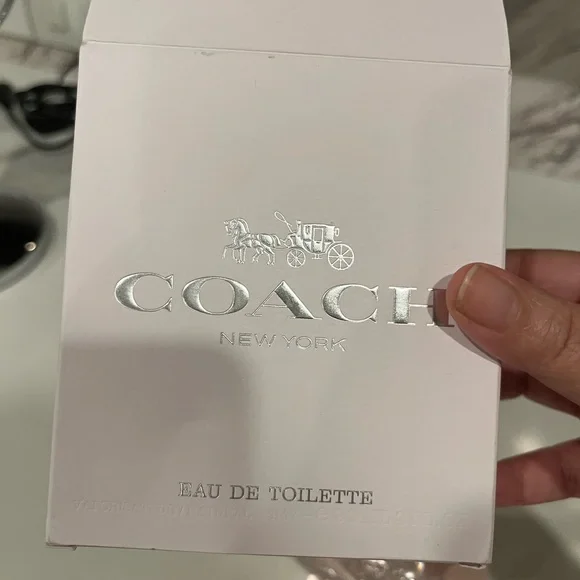 Coach perfume - Picture 7 of 9